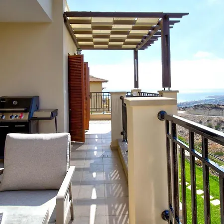Beautiful Sea And Sunset Views From Ce13, Theseus Village, Aphrodite Hills Apartment *