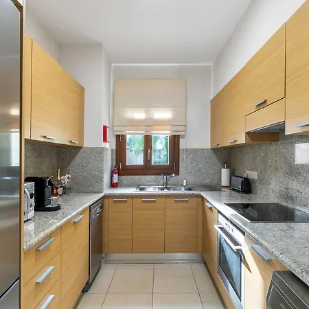 Διαμέρισμα Beautiful Sea And Sunset Views From Ce13, Theseus Village, Aphrodite Hills *