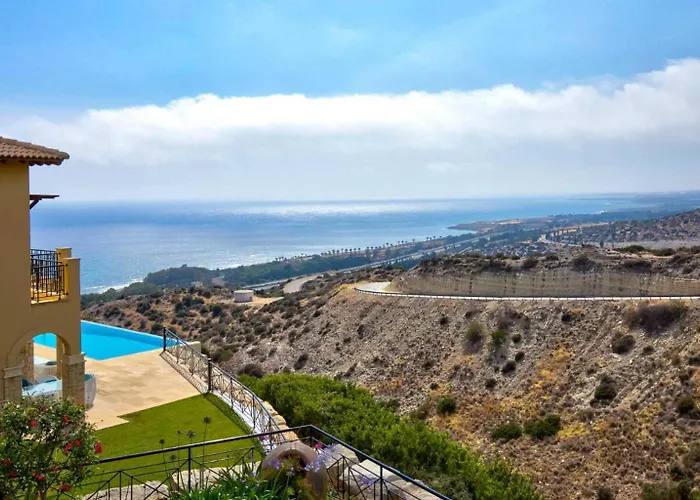 Beautiful Sea And Sunset Views From Ce13, Theseus Village, Aphrodite Hills Apartment *