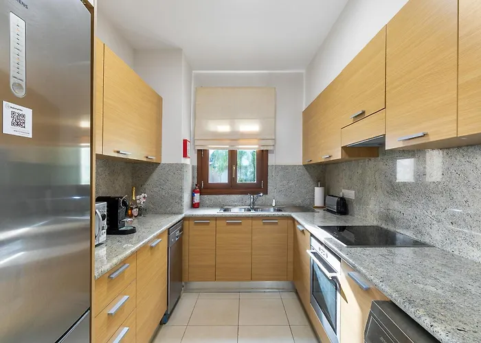 アパート Beautiful Sea And Sunset Views From Ce13, Theseus Village, Aphrodite Hills *